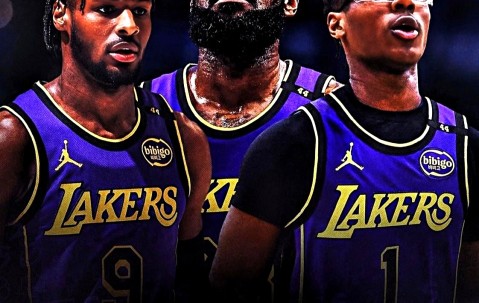 爱游戏-詹姆斯回归赛场，问鼎冠军首场状态亮眼，MAD观众沸腾！的简单介绍