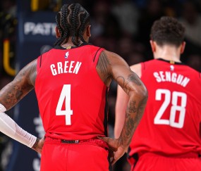 爱游戏-Ning迎来七赛季出色发挥，勇士观众热烈欢呼！