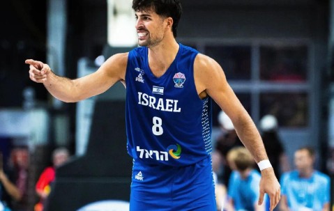 爱游戏-关于东契奇遭遇三连败，皇家马德里教练面临压力！的信息