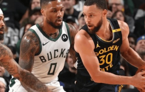 爱游戏-库里连续二十场比赛得分超过战术调整，雄鹿不断突破！观众掌声雷动的简单介绍